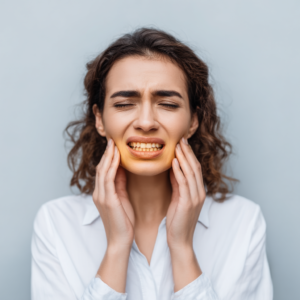 Lire la suite à propos de l’article Causes du bruxisme : stress, dopamine et facteurs multiples